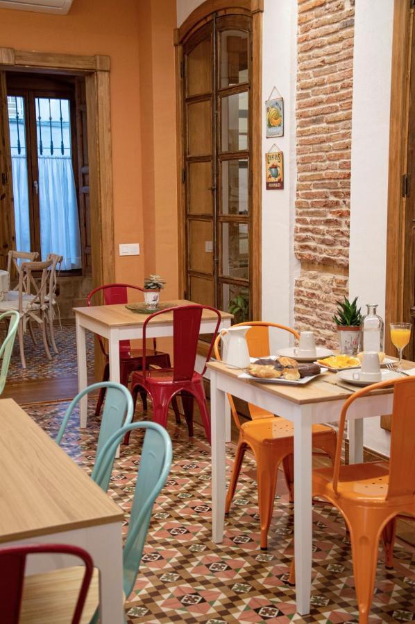 La Casa Del Medico Hosteria Rural Urda Bagian luar foto