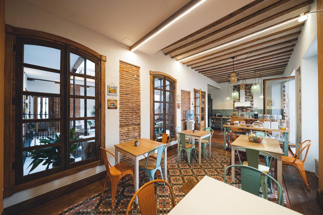 La Casa Del Medico Hosteria Rural Urda Bagian luar foto